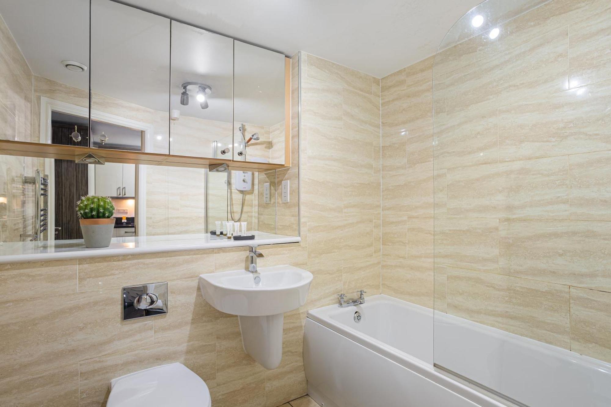 Bookbinders Apartments Leeds City Centre Екстер'єр фото